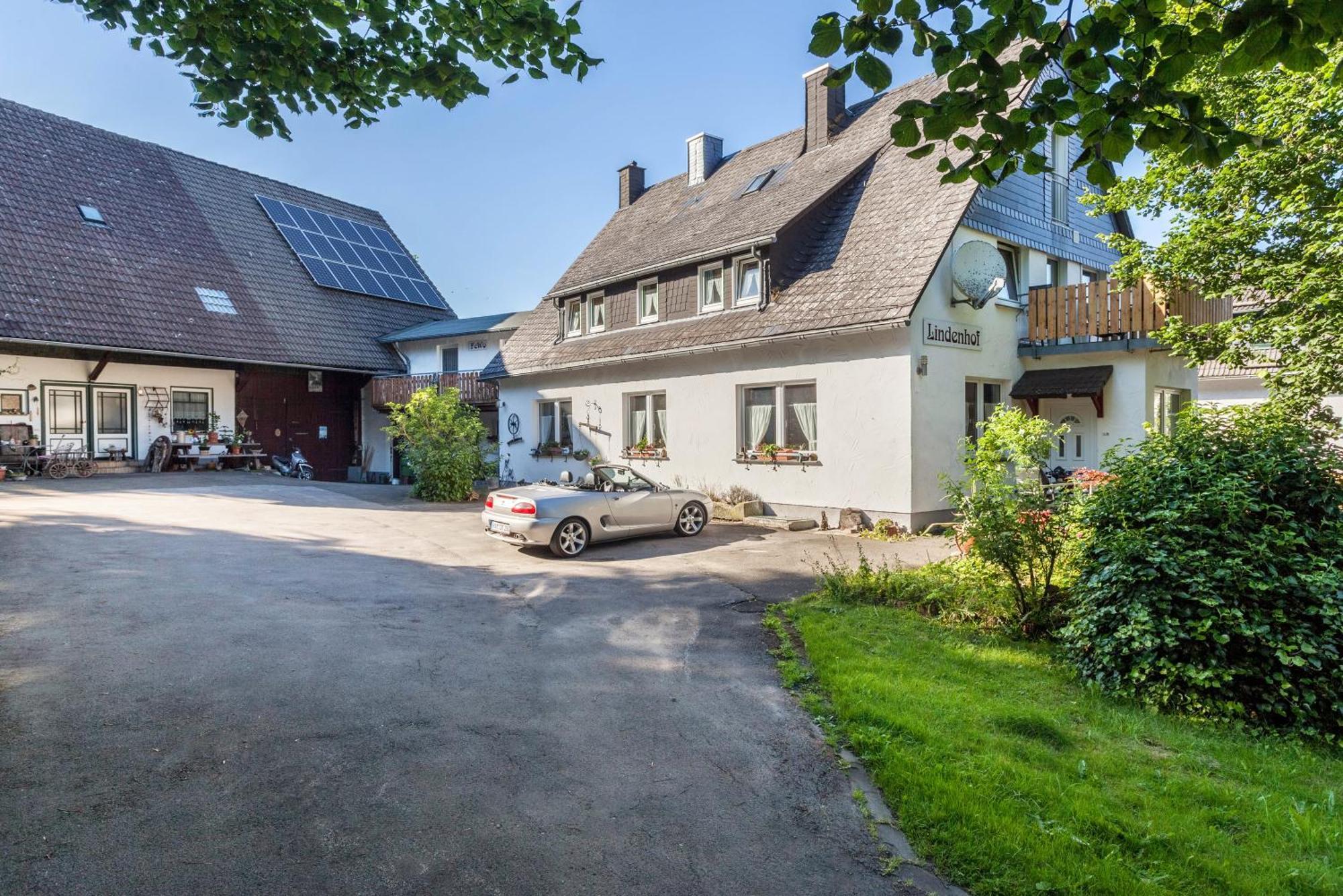 Ferienwohnungen Lindenhof Виллинген Экстерьер фото